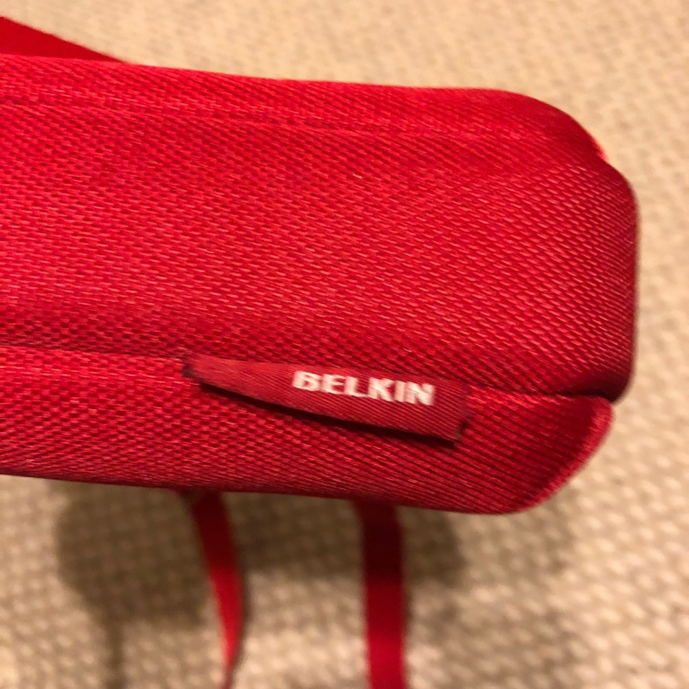 Red tech bag - Picture 4 of 6